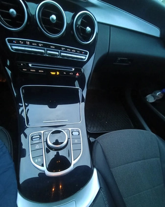 Mercedes-Benz Klasa C cena 97000 przebieg: 62000, rok produkcji 2018 z Skierniewice małe 56
